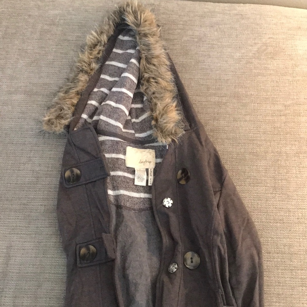 Daytrip light button up